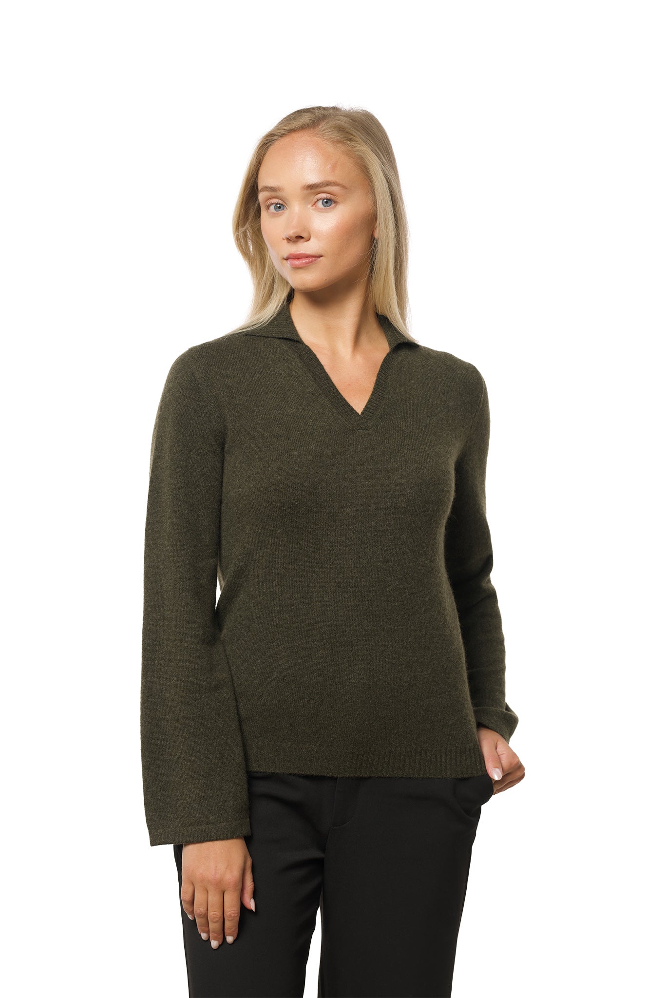 Classic moss green cashmere sweater with v-neck and collar