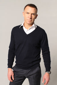 V-Neck Cashmere Sweater – Navy Blue