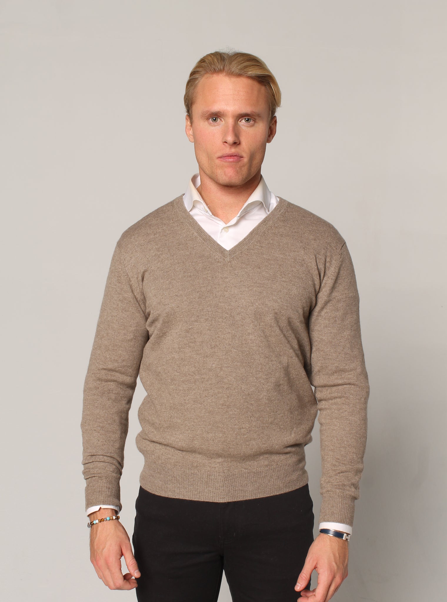 Organic V-Neck Cashmere Sweater