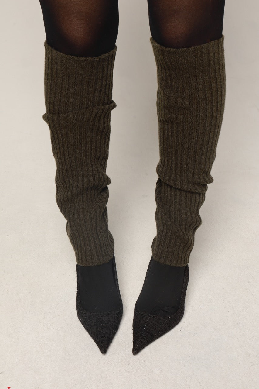 Cashmere leg warmers green
