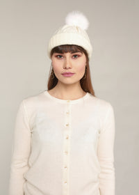 Thick cashmere hat white with tassel